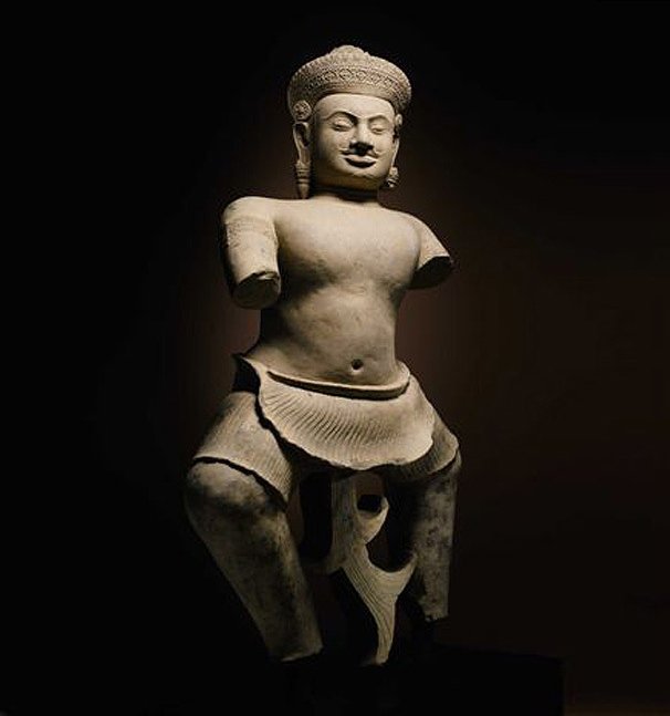 La statue khmère retournera au Cambodge